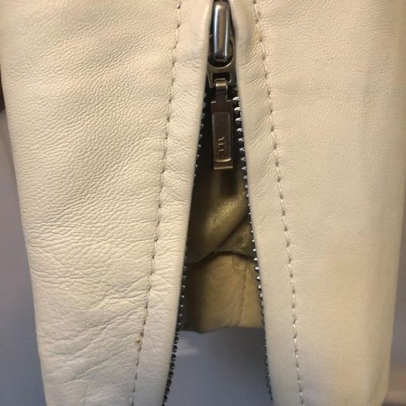 DANIER Women's Cream Leather Jacket - Picture 2 of 5